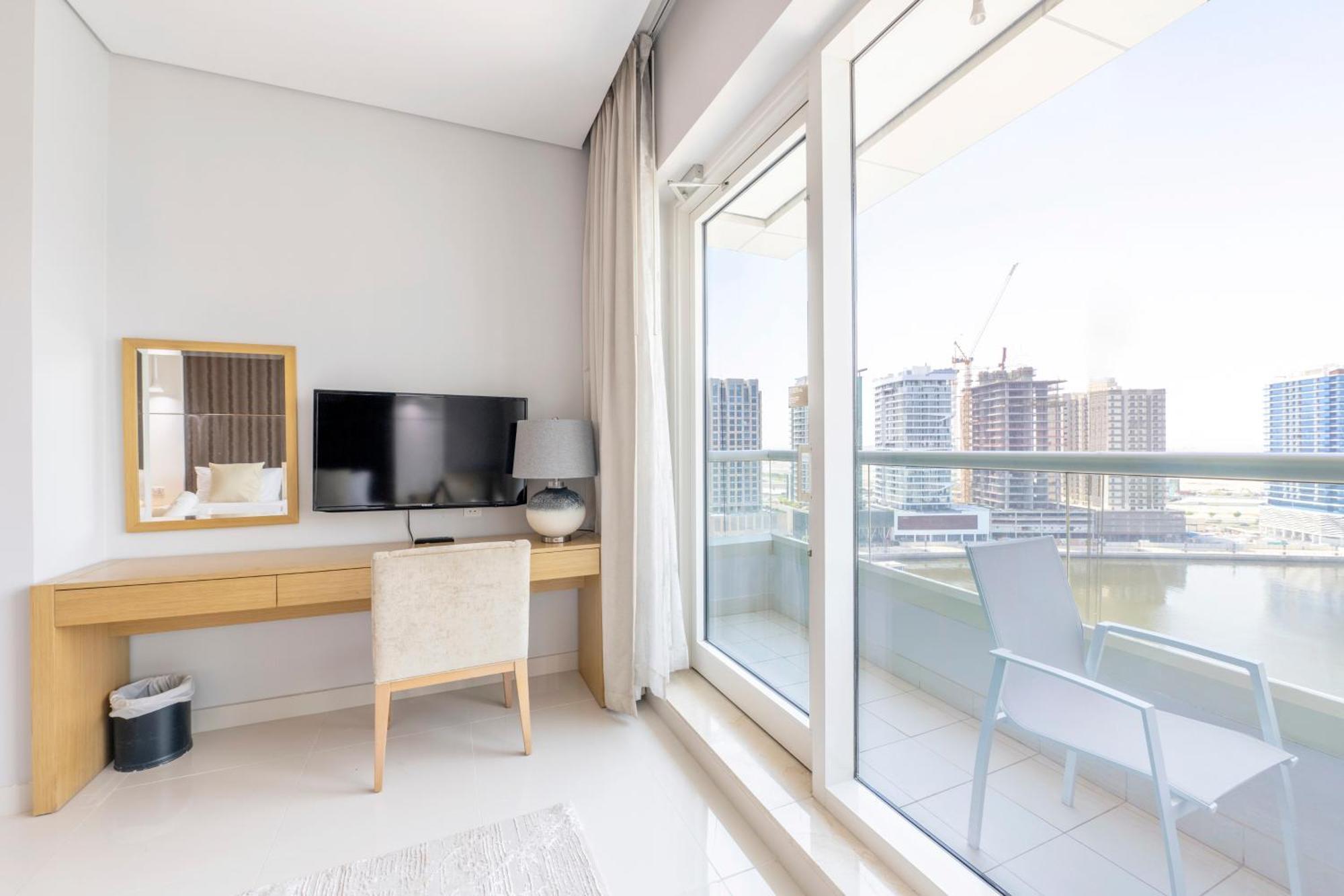 Damac Canal Views Residences Dubaj Zewnętrze zdjęcie